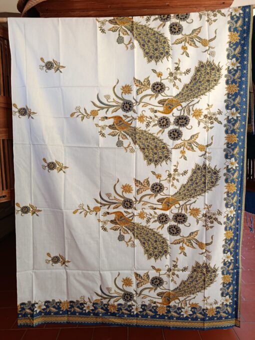 Batik Print - Paons bleus indigo sur fond écru – Image 4