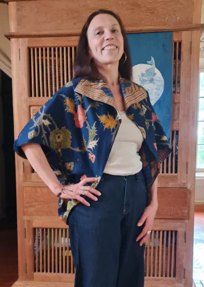 Veste Boléro Sayap - Batik Print, réversible – Image 6