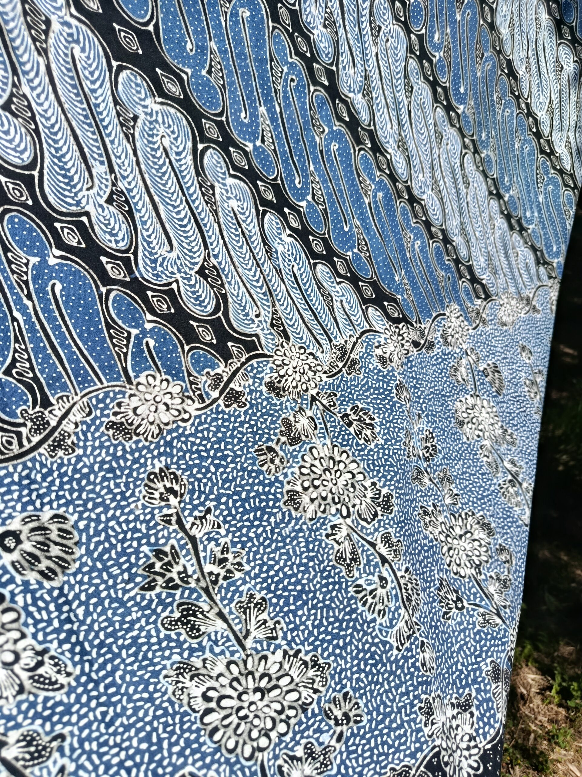 Batik Tulis - Motif Parang, couleurs végétales