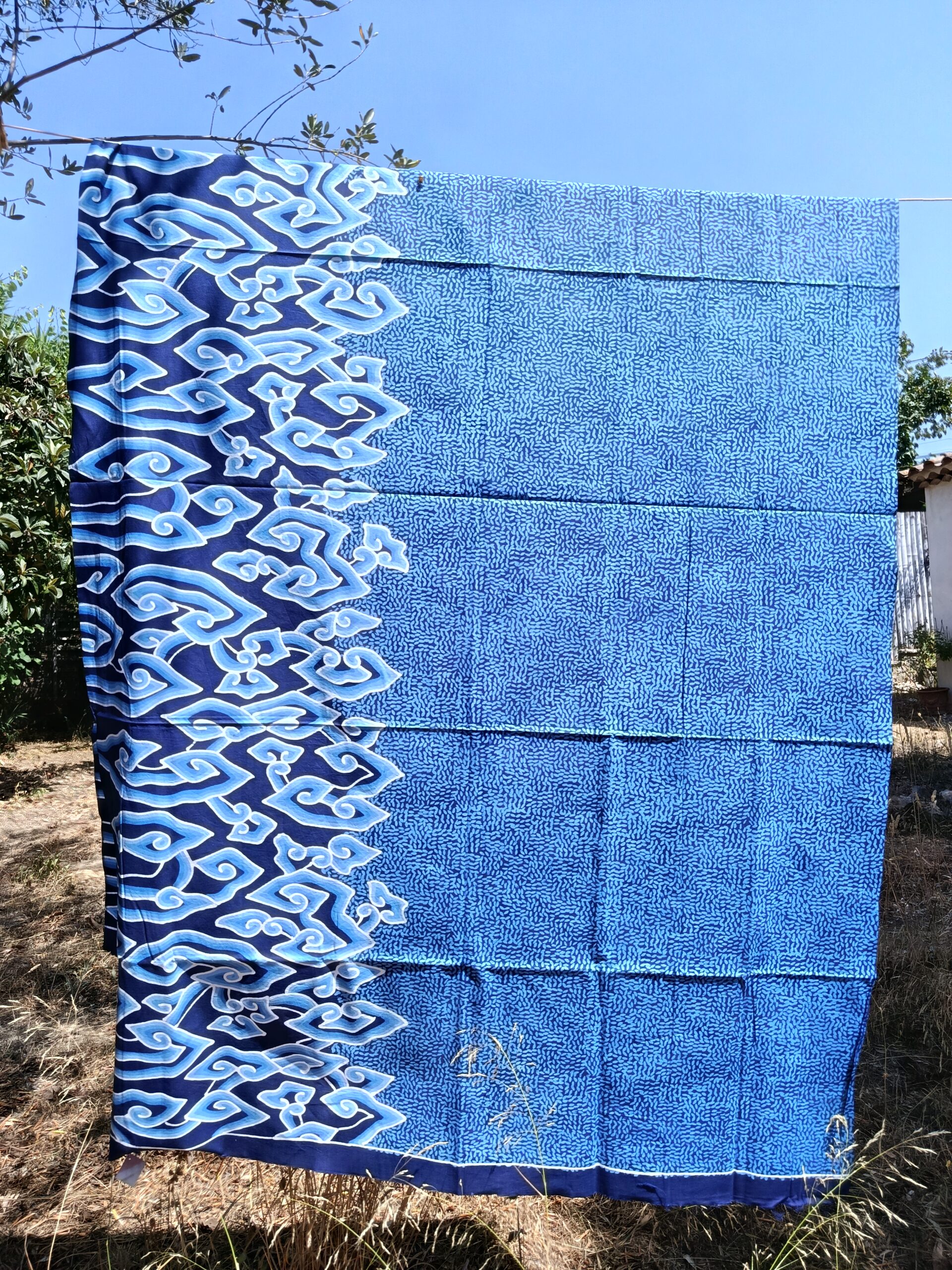 Batik Tulis - Megamendung bleu - nuage et et pluie – Image 9