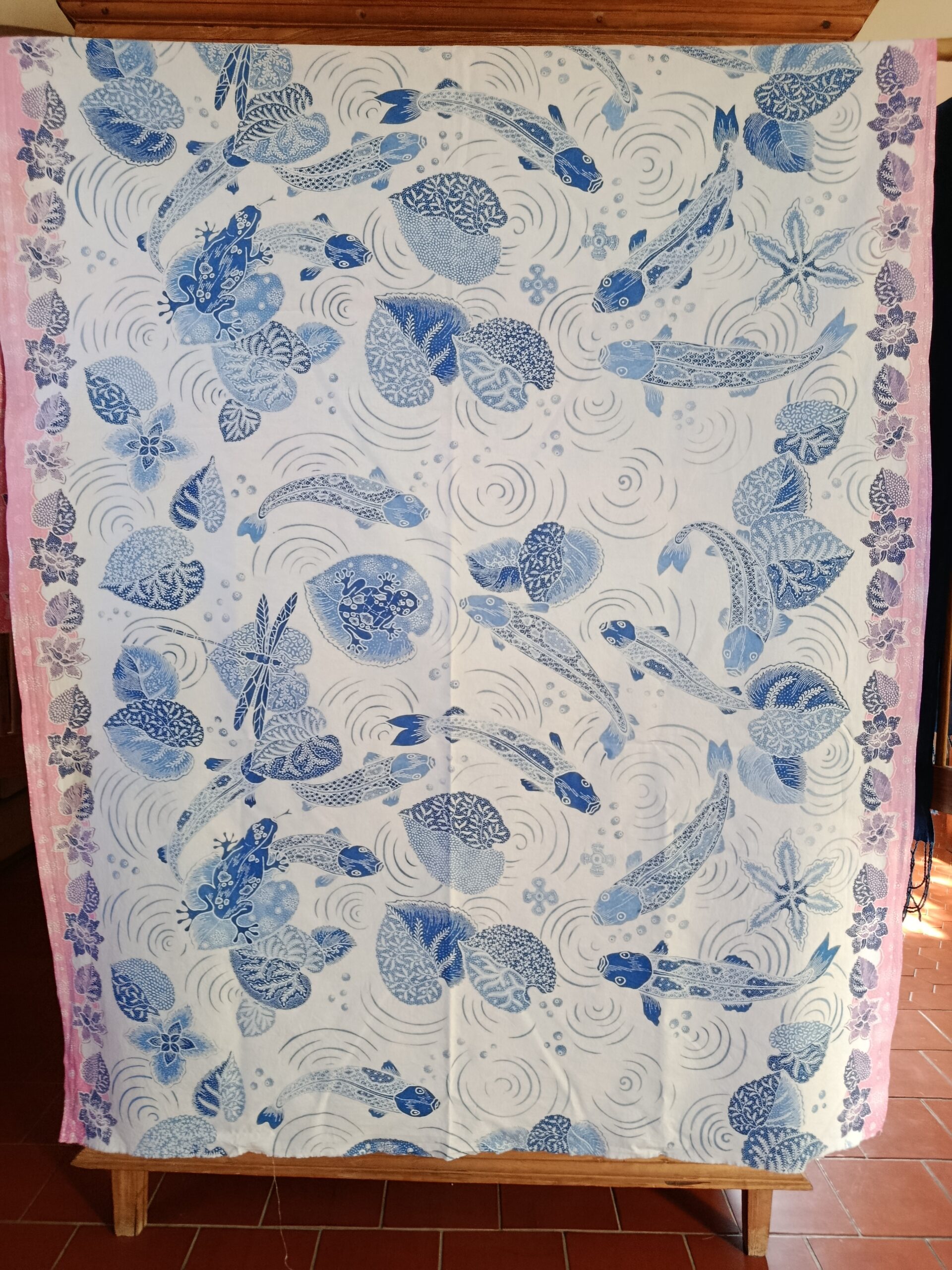 Batik Sablon Lilin - Sarung koï bleu – Image 9